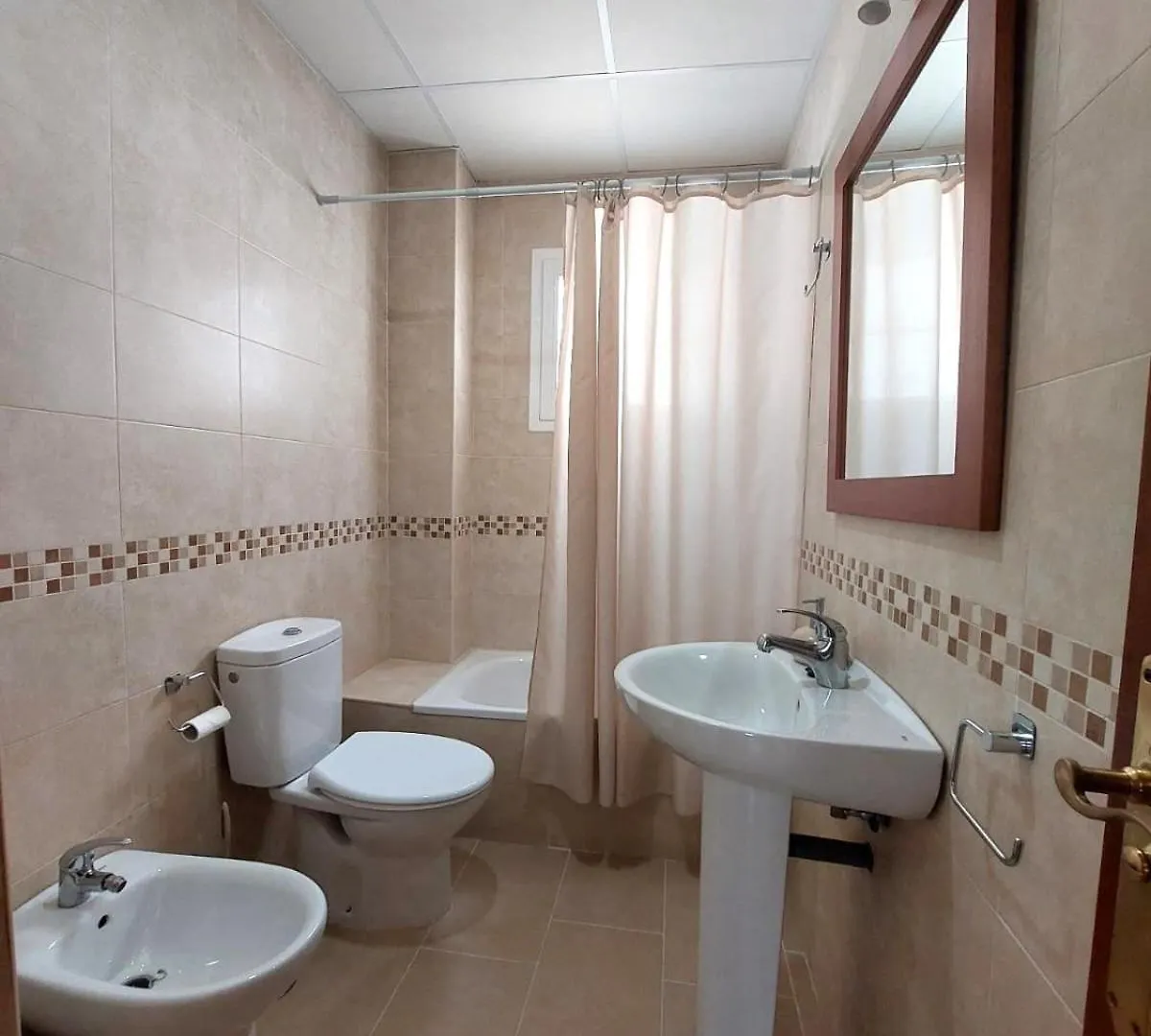 Apartamento Jardines De La Duquesa Con Garaje 산루카데바라메다 0*,